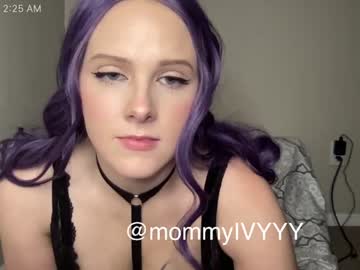 girl Live Porn On Cam with mommyivyyy