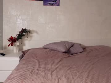 girl Live Porn On Cam with mia_frizz