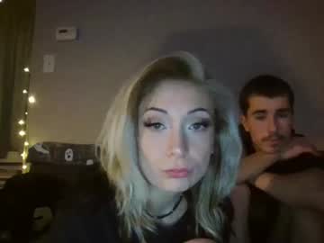 couple Live Porn On Cam with miamimintbaby