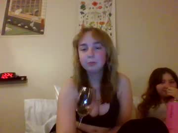 couple Live Porn On Cam with carpetmunchers