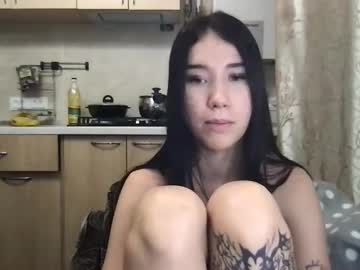 couple Live Porn On Cam with dancing_dolly