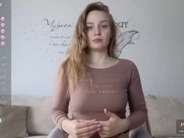 girl Live Porn On Cam with labia_lady