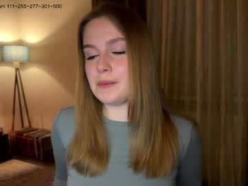 girl Live Porn On Cam with ksenomi