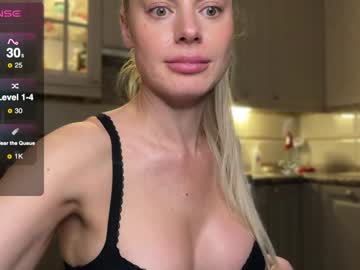 girl Live Porn On Cam with fraulein_