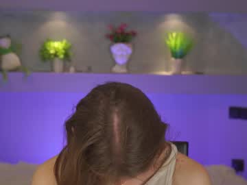 girl Live Porn On Cam with bananini_anallove