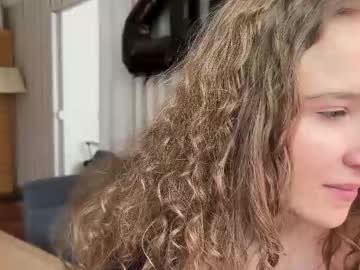 girl Live Porn On Cam with solarshine_