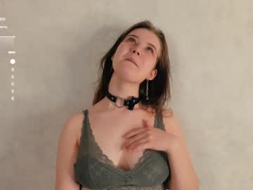 girl Live Porn On Cam with cutiebow