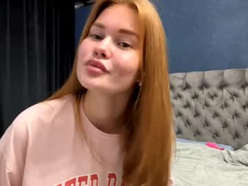 girl Live Porn On Cam with innocen_shy_cute